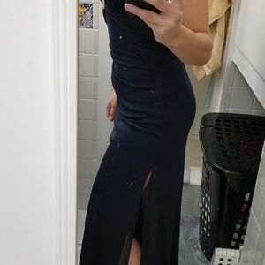 Betsy & Adam Dresses - Navy blue evening gown. Betsy & Adam Dresses - Navy blue evening gown.